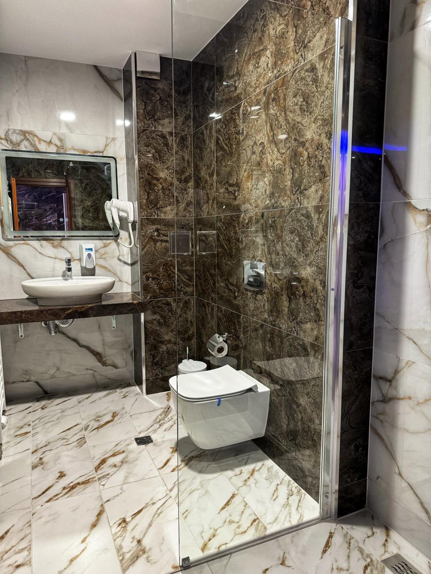 Hotel Diamant Dospat Εξωτερικό φωτογραφία